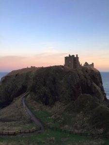 Winter tours, sunset at duntottar castle, individual tours, guided tours